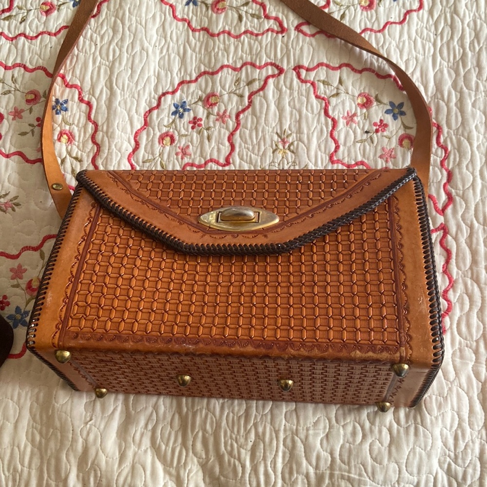Vintage leather purse